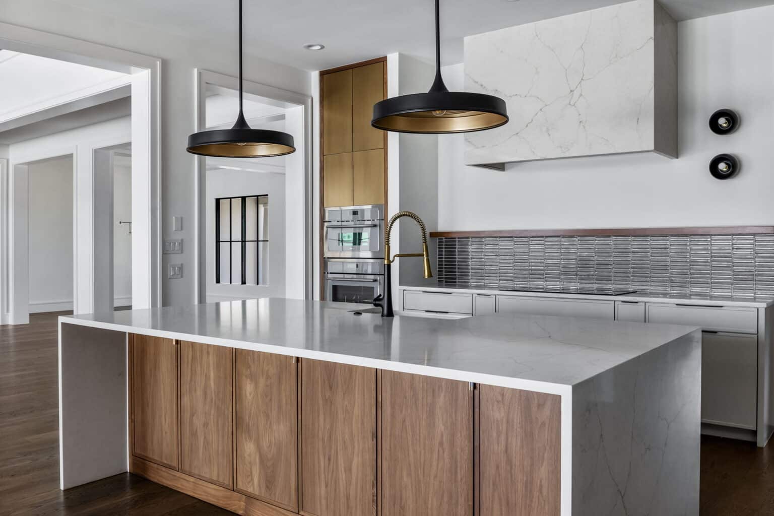 1-web-or-mls-350 Neale St-13