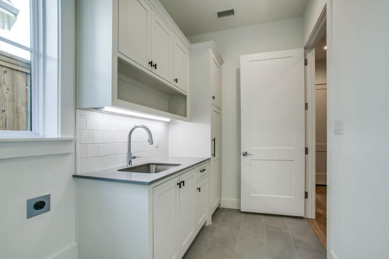 16-Mimosa-Place-Laundry-Room-2