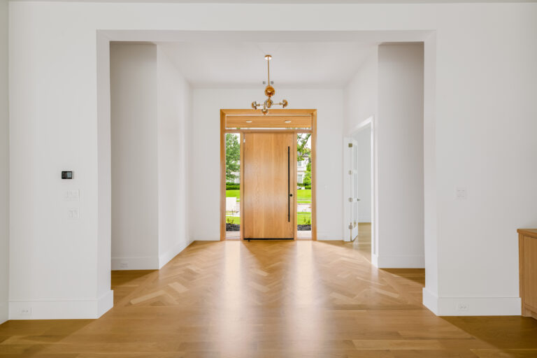 317 Sutton Pl-2