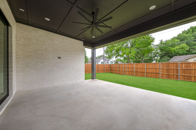 317 Sutton Pl-26