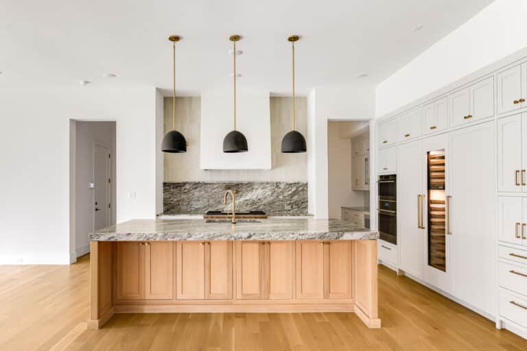 317 Sutton Pl-6