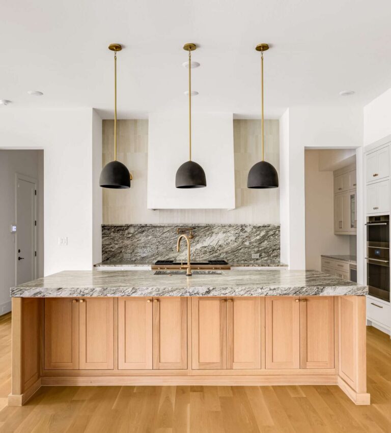 317 Sutton Pl-6