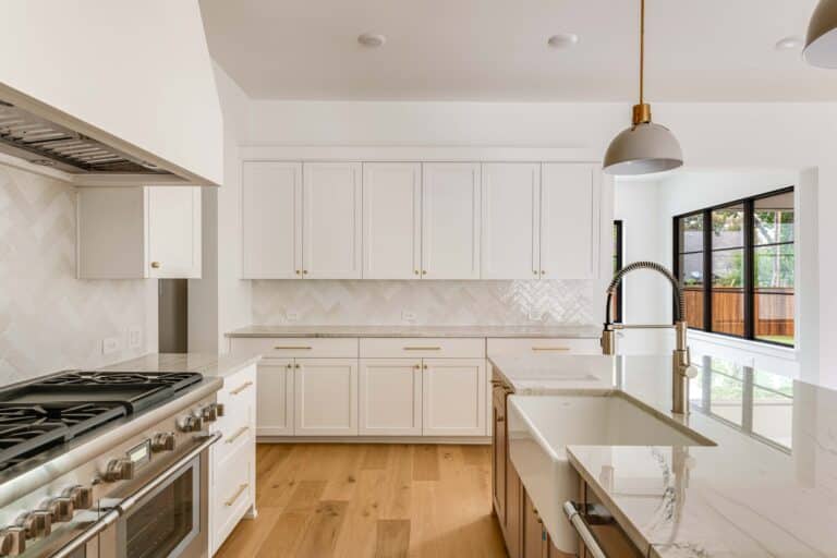 404 Crestover Cir-11