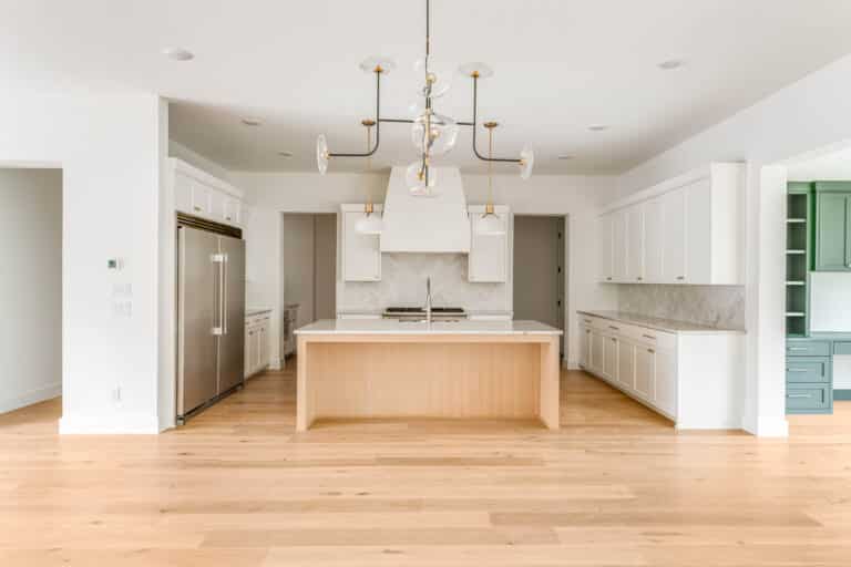 404 Crestover Cir-8