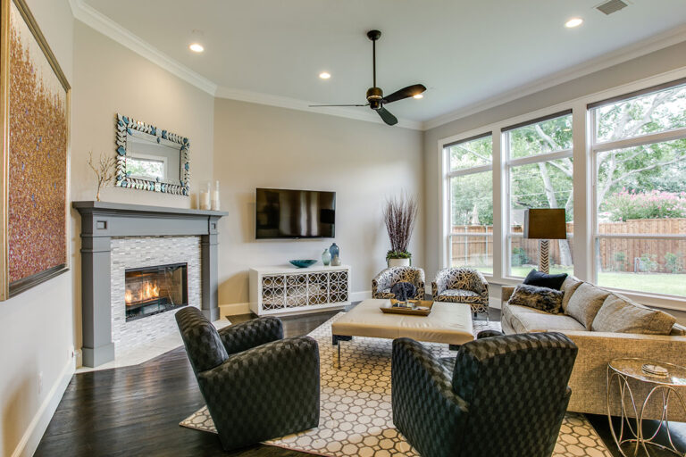 Crestover-Traditional-Living-Room1